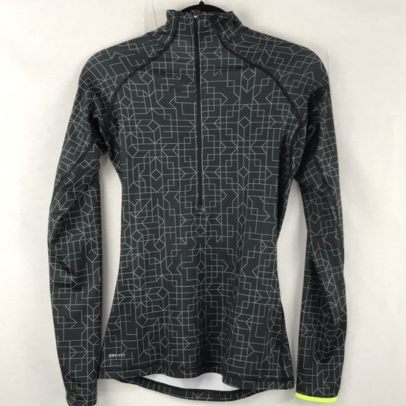 Nike Tops - Nike small